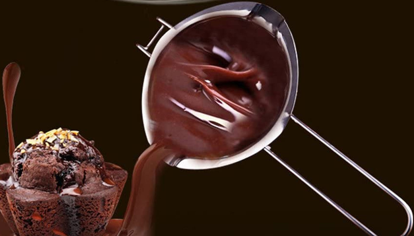 Atenção, chocólatras: esta panelinha é toda pensada para derreter chocolate sem queimar