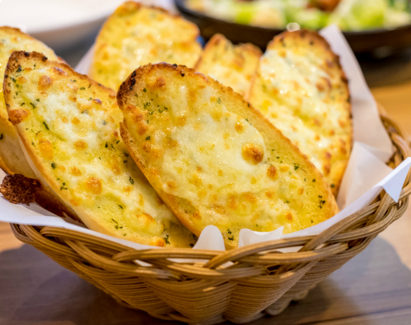 6 macetes para fazer o melhor pão na chapa: fofinho, crocante e sem queimar