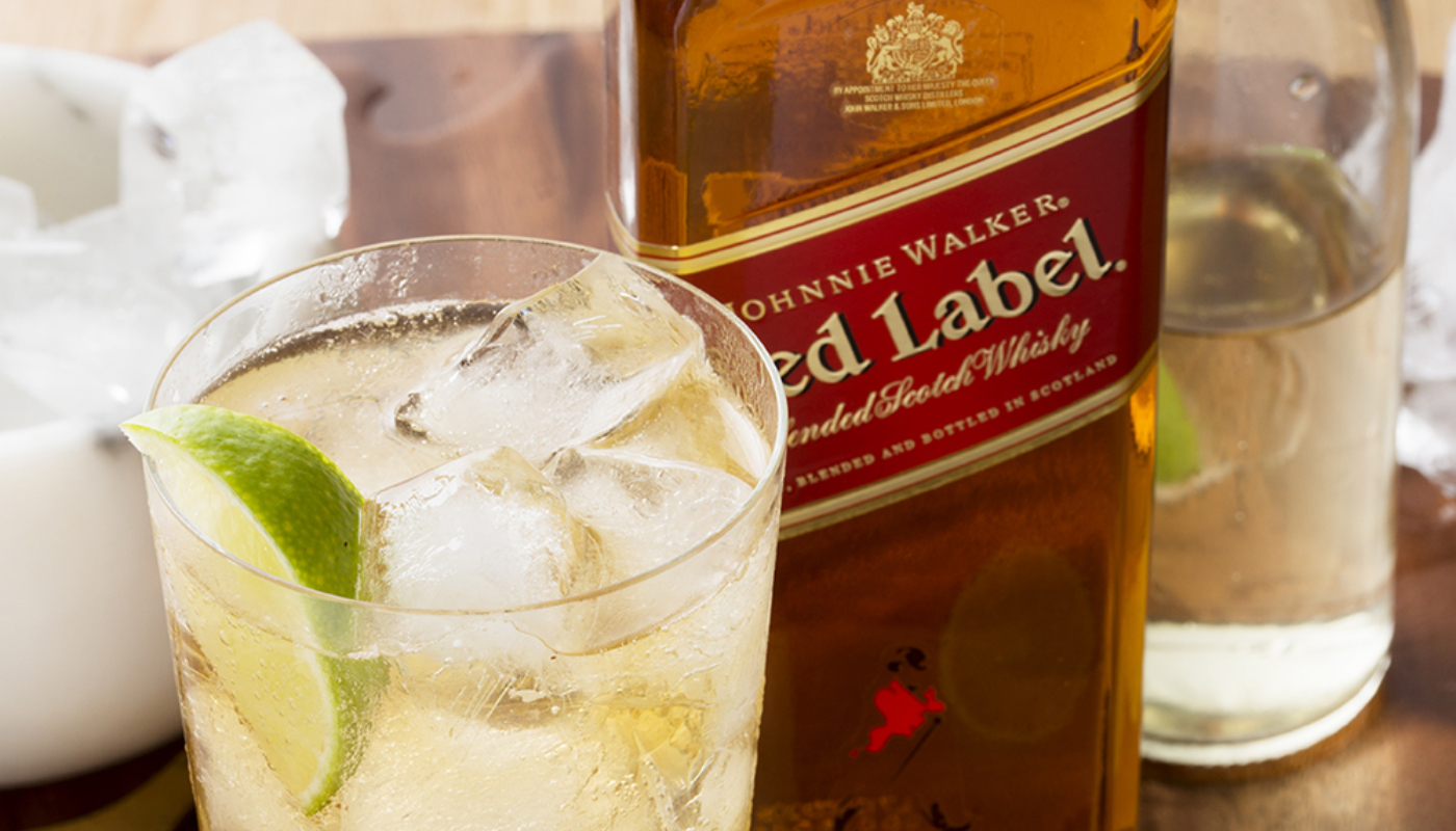 Drink com refrigerante: confira 5 receitas usando whisky Johnnie Walker Red Label